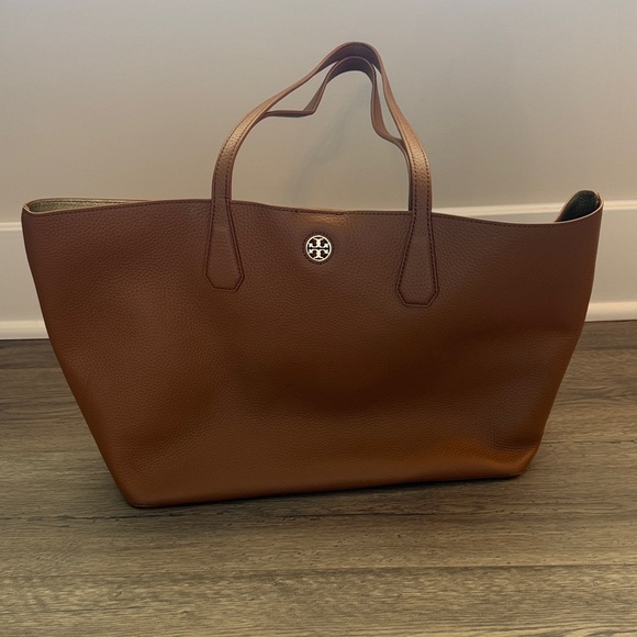 Tory Burch Handbags - Tory Burch Chestnut Pebbled Leather Tote
